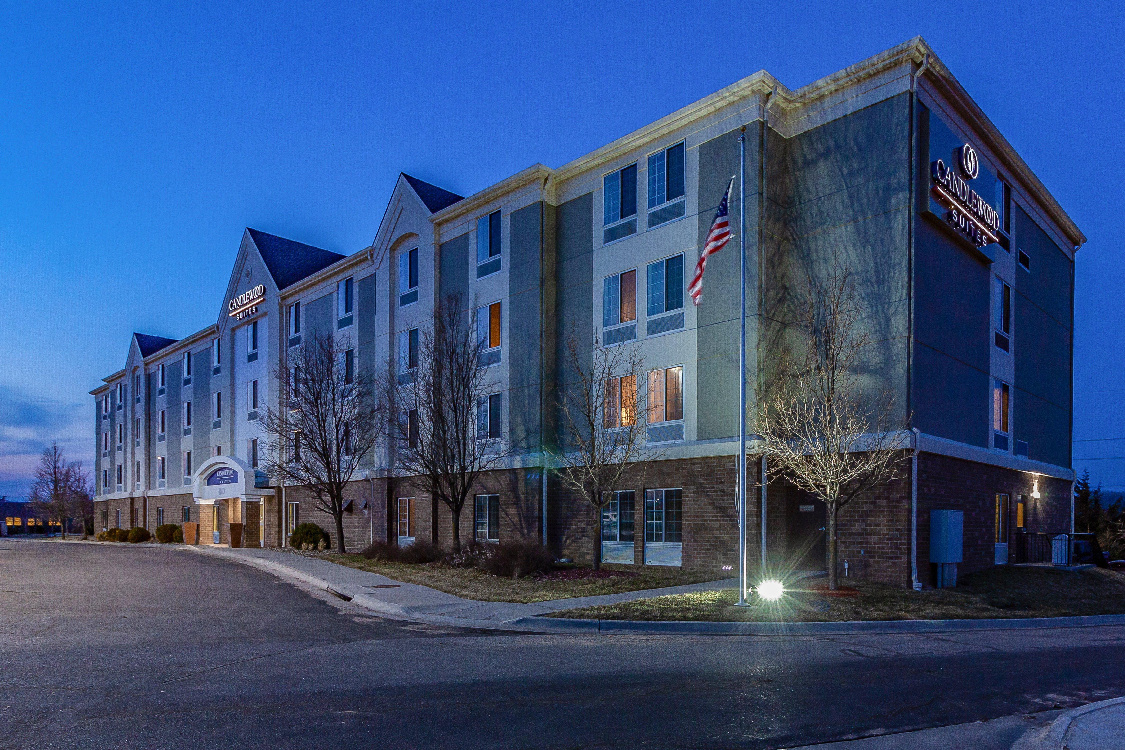 Candlewood Suites Lincoln By Ihg Εξωτερικό φωτογραφία