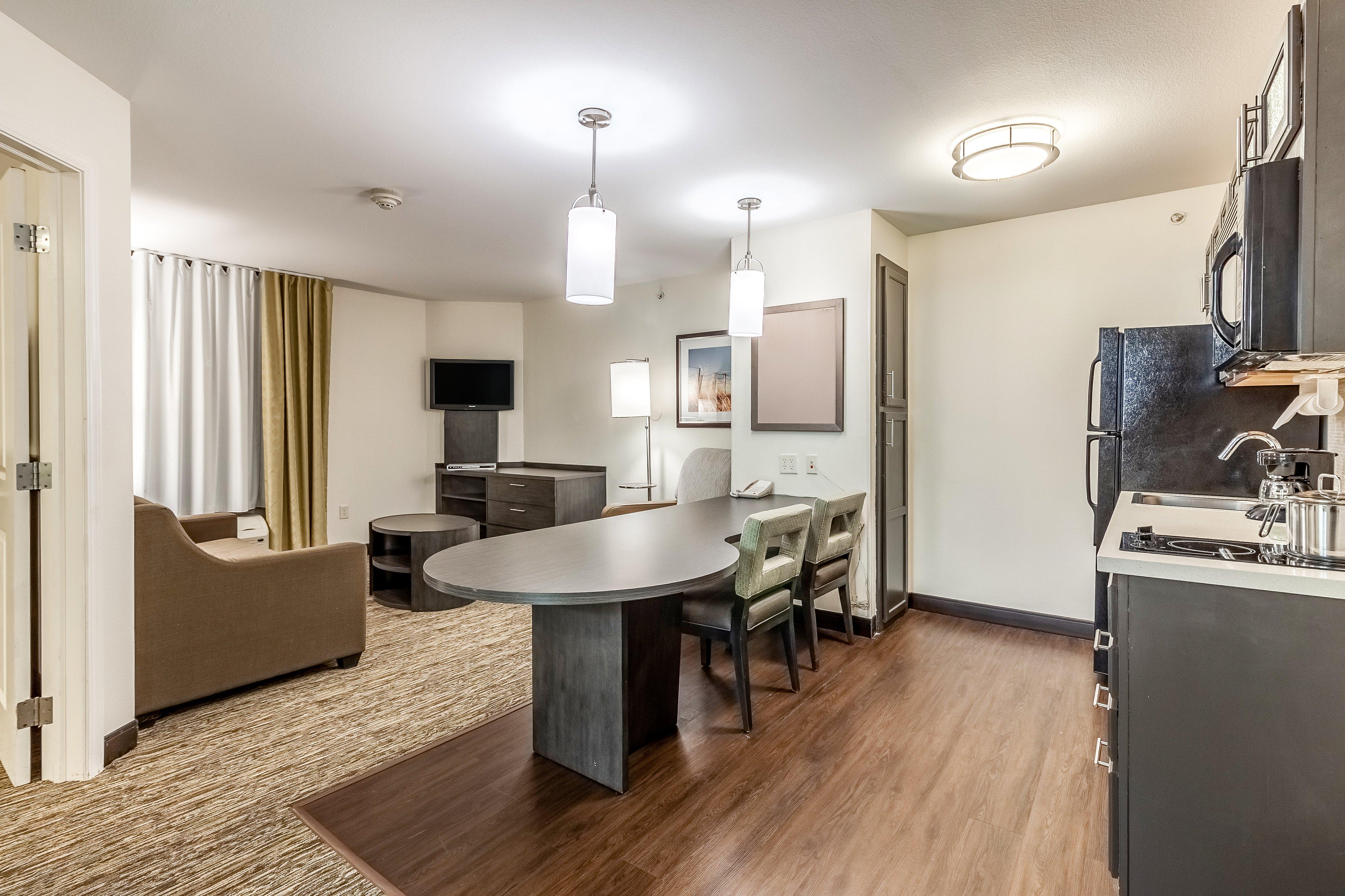 Candlewood Suites Lincoln By Ihg Εξωτερικό φωτογραφία