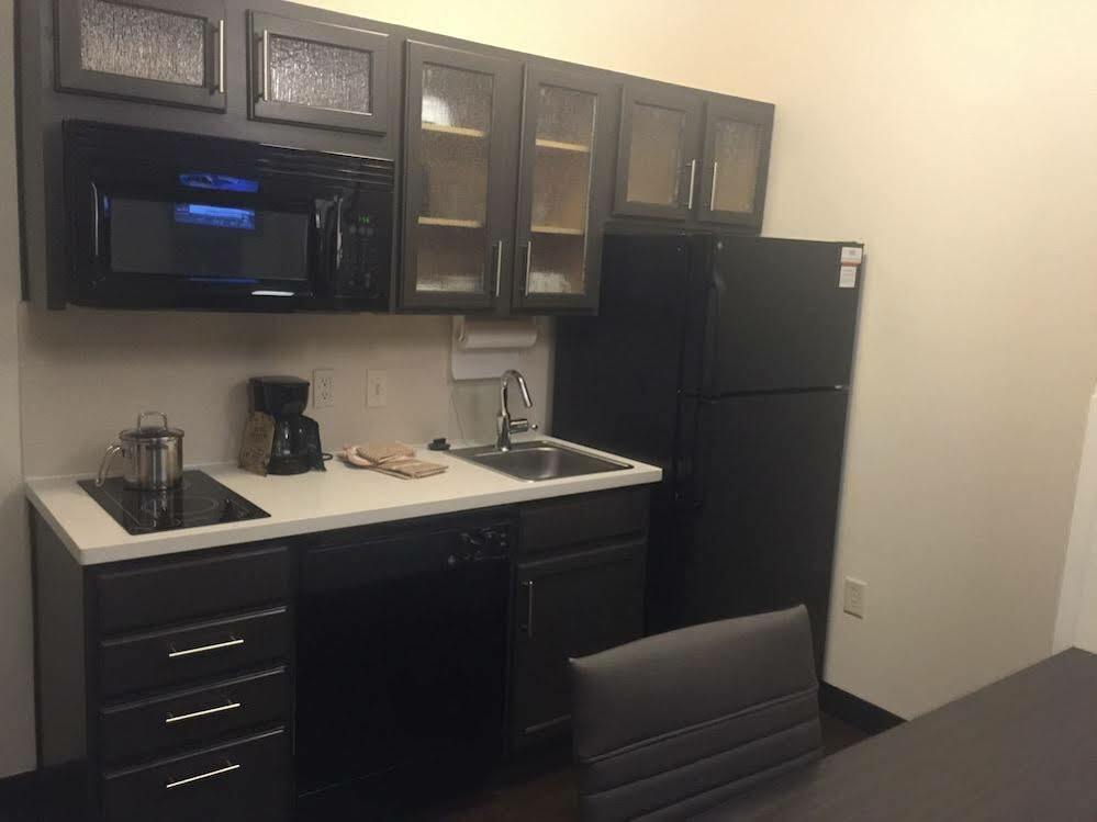 Candlewood Suites Lincoln By Ihg Εξωτερικό φωτογραφία