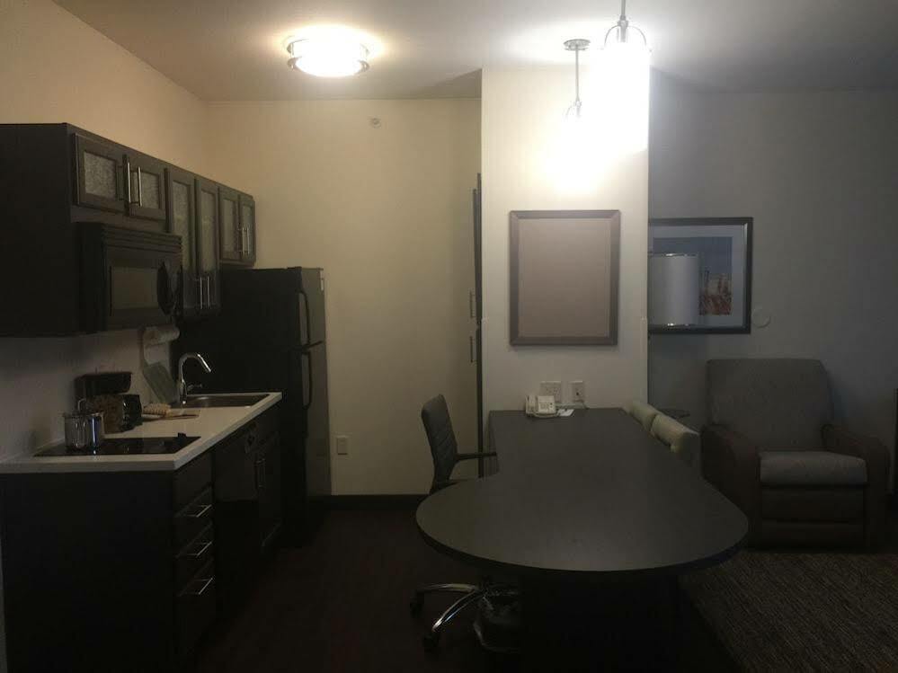 Candlewood Suites Lincoln By Ihg Εξωτερικό φωτογραφία