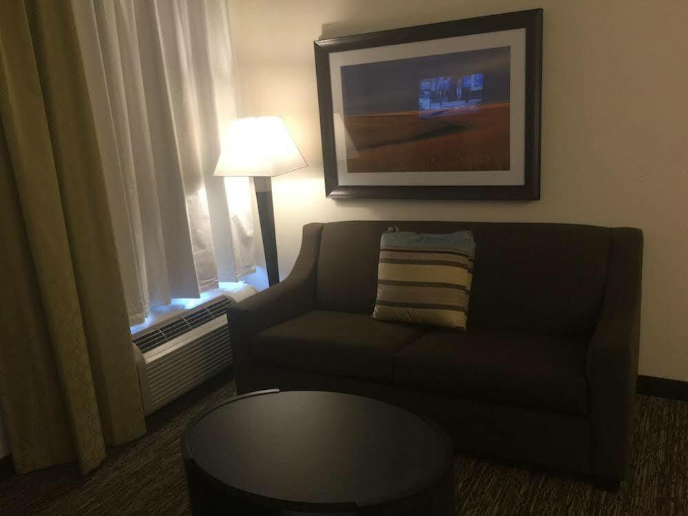 Candlewood Suites Lincoln By Ihg Εξωτερικό φωτογραφία
