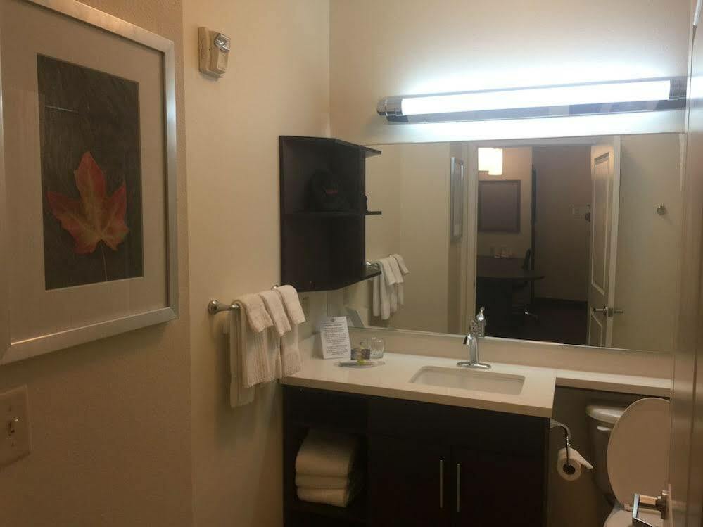 Candlewood Suites Lincoln By Ihg Εξωτερικό φωτογραφία